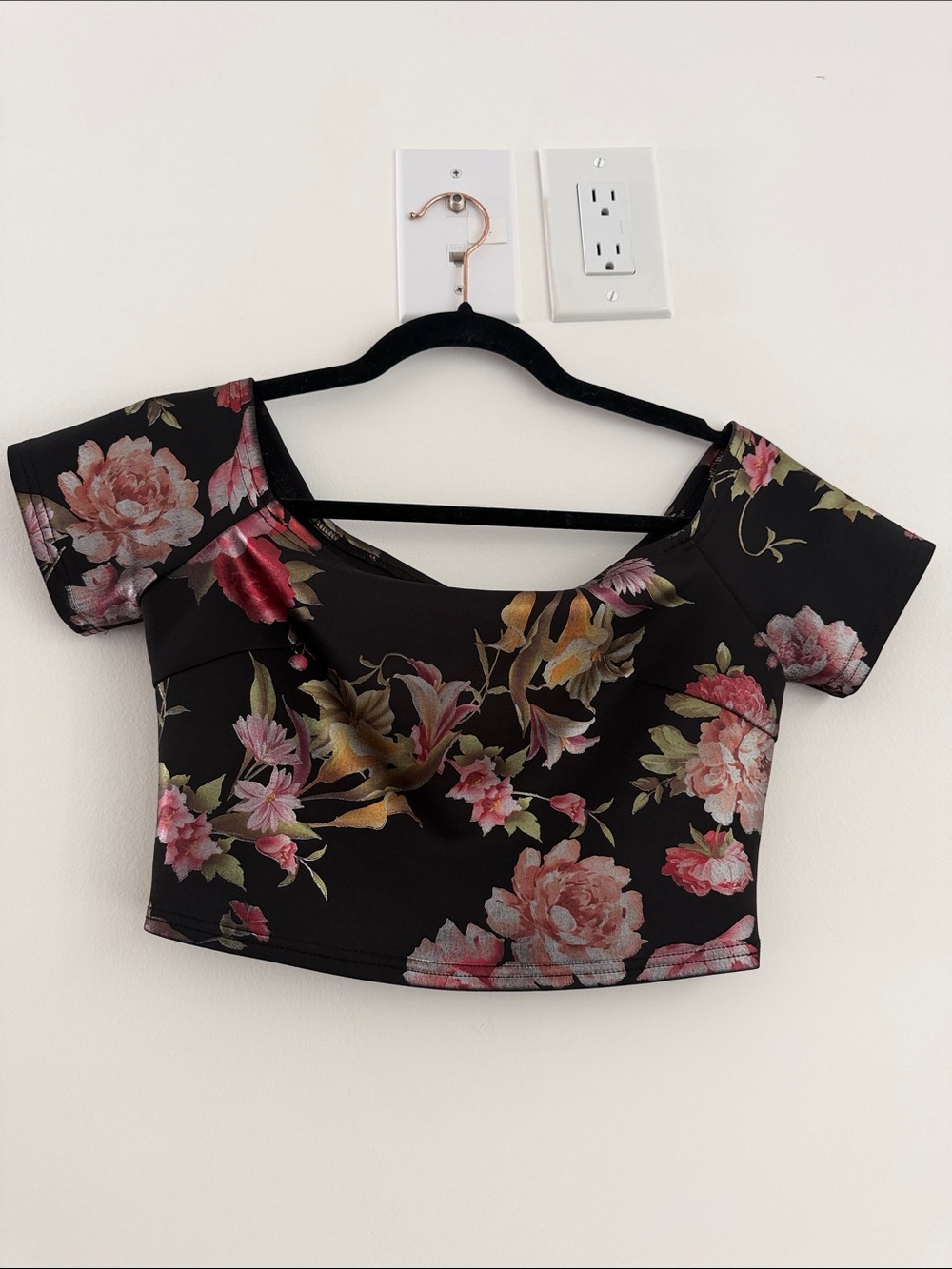 Off-Shoulder Floral Crop Top in Black with Pink Blooms
